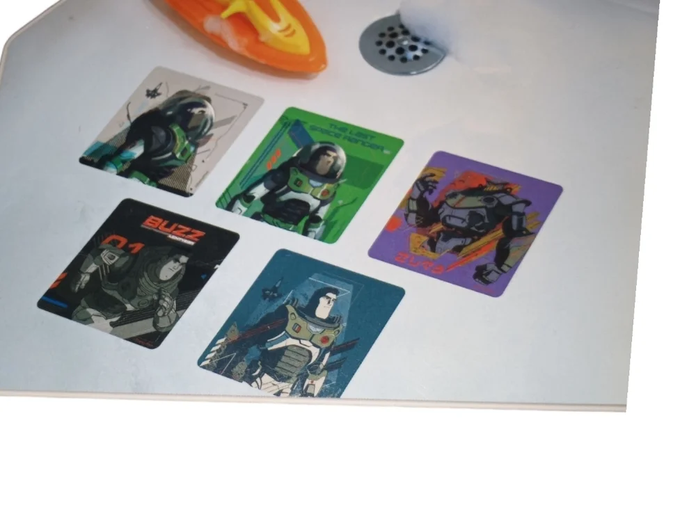 BUZZ LIGHTYEAR BATH TUB TREADS